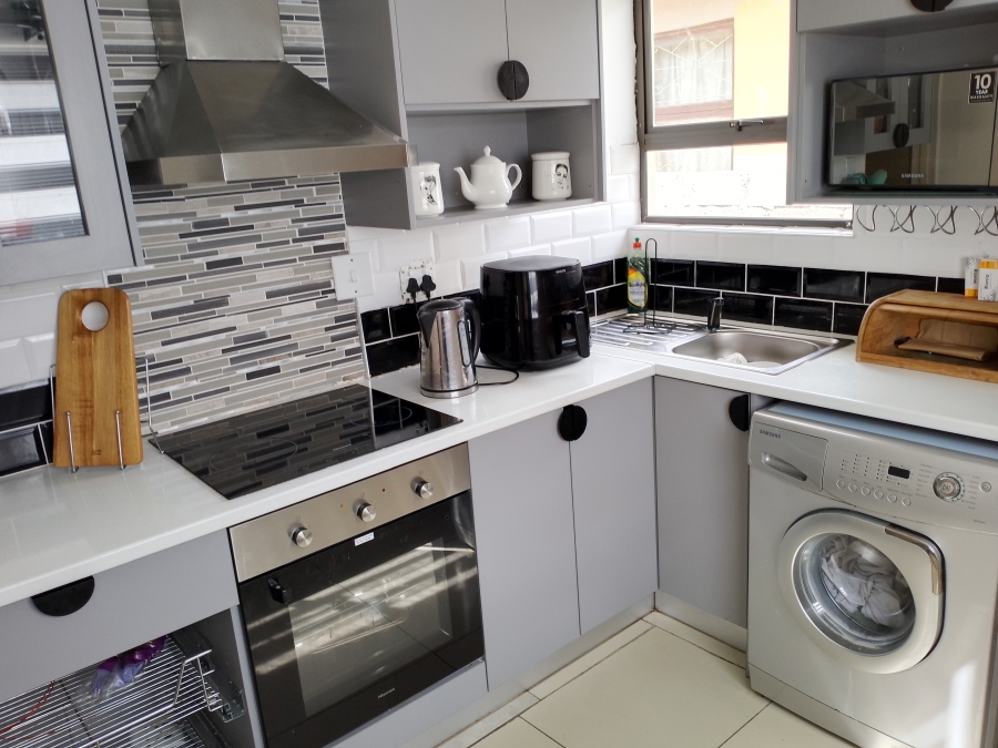 3 Bedroom Property for Sale in Motherwell Nu7 Eastern Cape